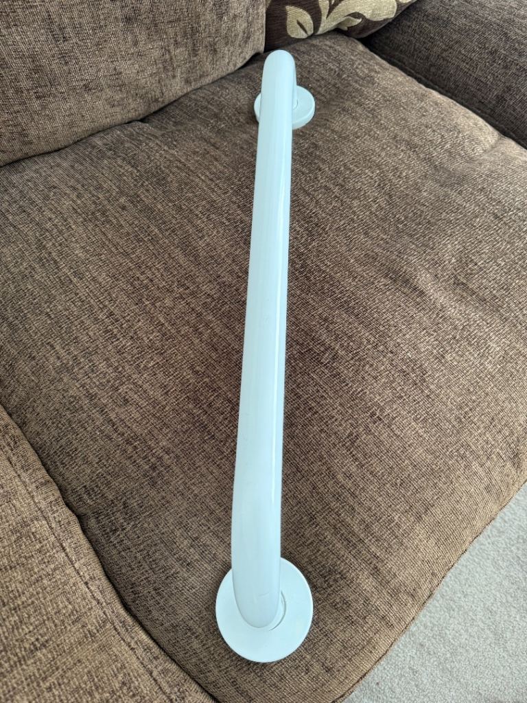 White Wall-Mounted Grab Bar Assist Rail – Good Condition