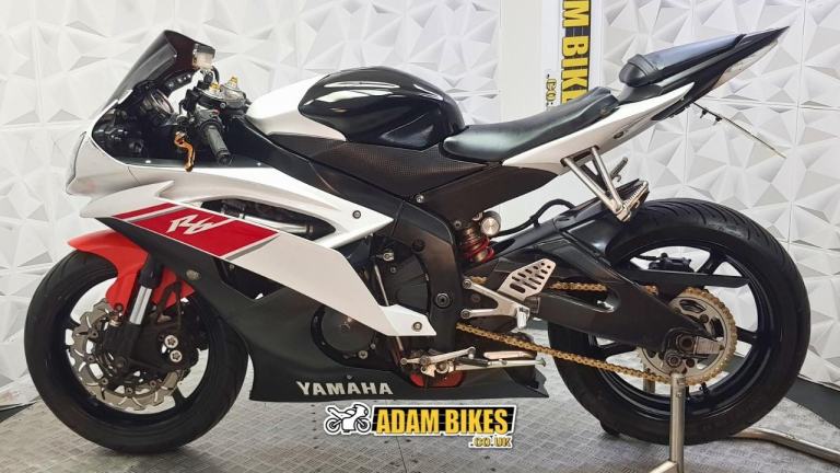 2008 Yamaha YZF R6 | *WARRANTY PROVIDED* 