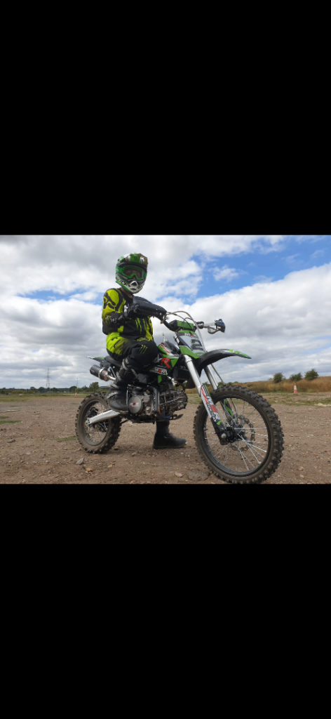 M2R KmxR160 Green Dirt Bike