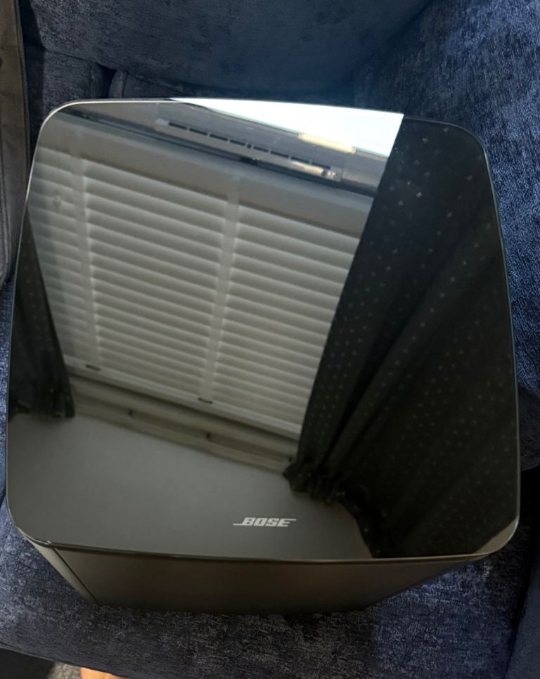 Bose Acoustimass 300 Bass Module 700 - Black
