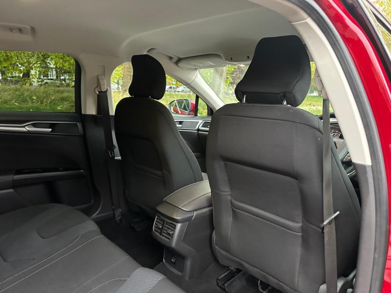 2016 Ford Mondeo 2.0 TDCi 180 Titanium 5dr Powershift HATCHBACK Diesel Automatic