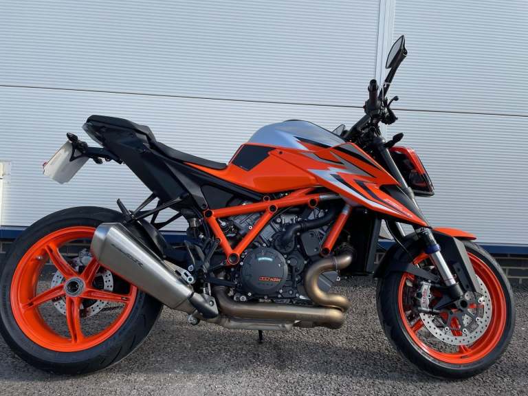KTM 1290 R EVO