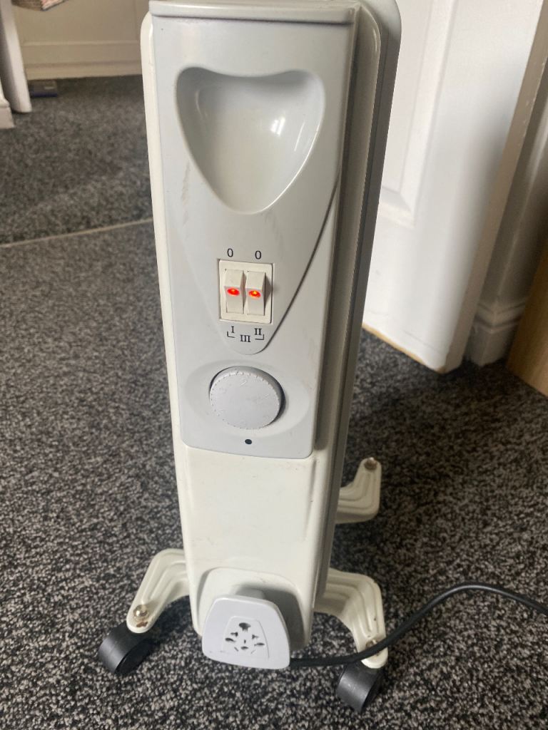 Oil Filled Radiator Heater – Good Condition