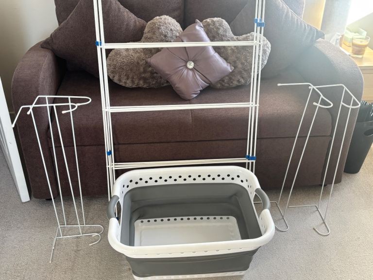 Large Clothesr Airer, Collapsable Washing Basket & 4 Over Radiator Airers