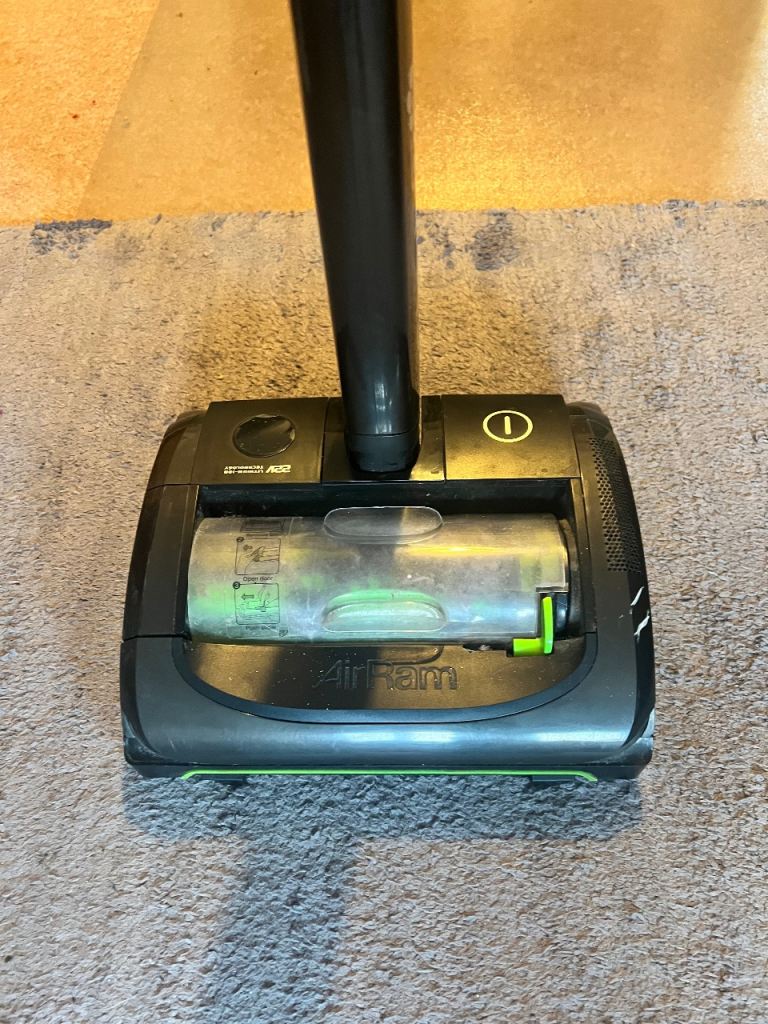 Gtech K9 cordless Vac