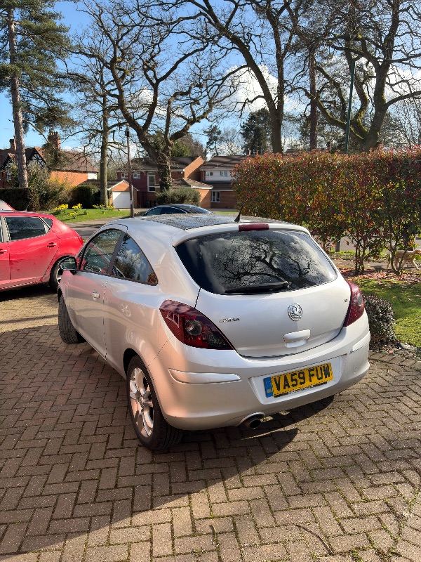 Vauxhall corsa 2010 1.2L petrol manual 