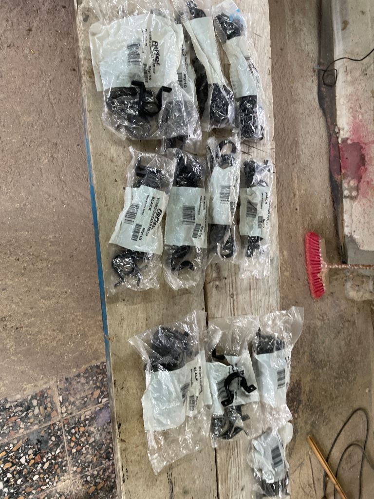 Waste pipe clips 