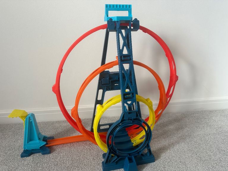 Hot Wheels Track Builder Loop Kicker Set