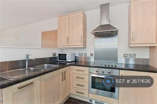 2 bedroom flat in Angel Lane, London, E15 (2 bed) (#2677636)