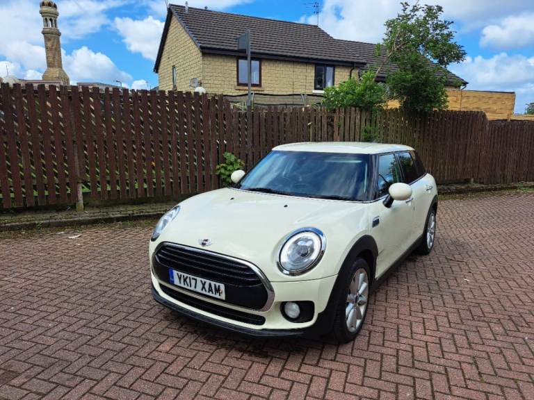 MINI CLUBMAN COOPER D AUTOMATIC HUGE SPEC FULL HISTORY 1 OWNER 