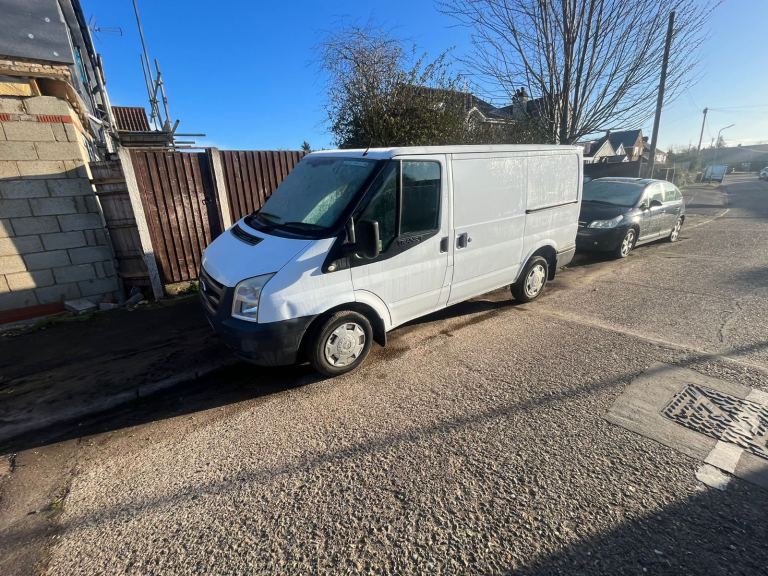 Ford transit 115 T300