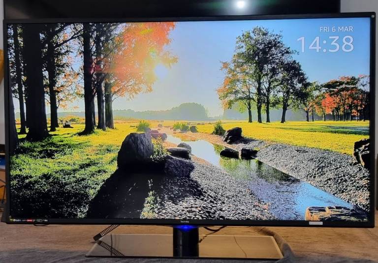 Tv 40 inch led not smart 