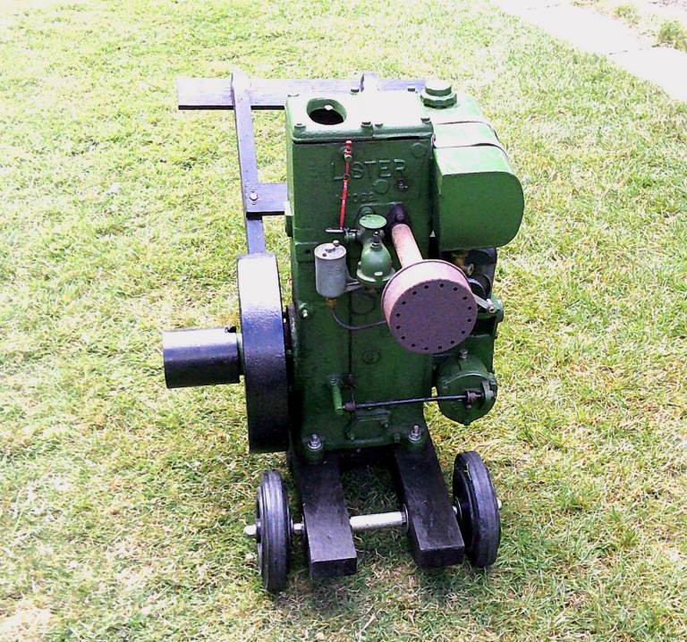 Lister D Engine