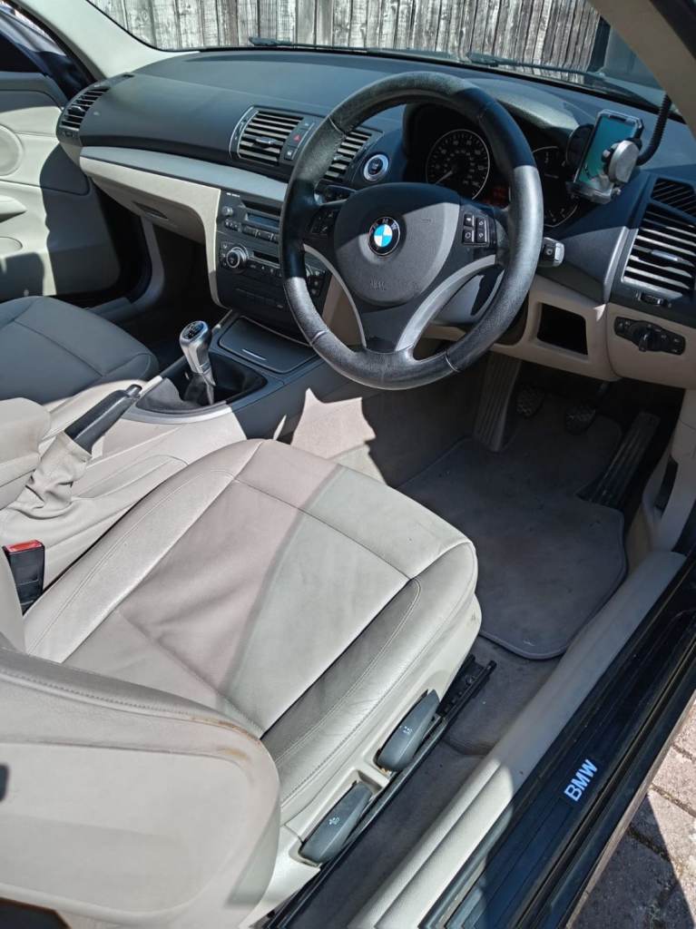 BMW, 1 SERIES, Hatchback, 2009, Manual, 1995 (cc), 3 doors
