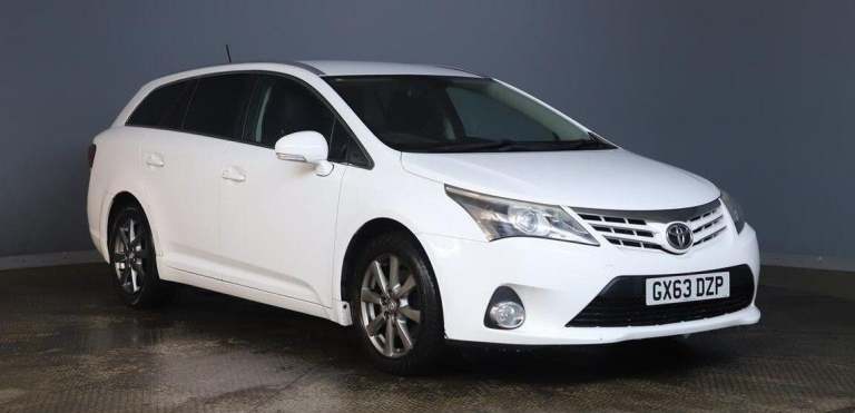 2013 Toyota Avensis 2.2 D-CAT Icon Plus Tourer Auto Euro 5 5dr ESTATE Diesel Automatic