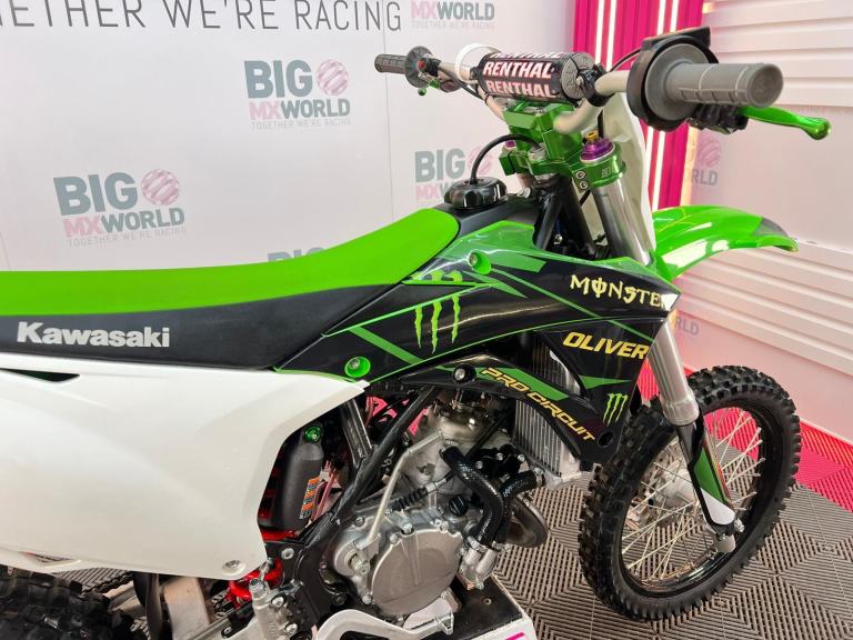 Kawasaki KX 85 2019 - Bud Racing Edition - 20 Genuine Hours 