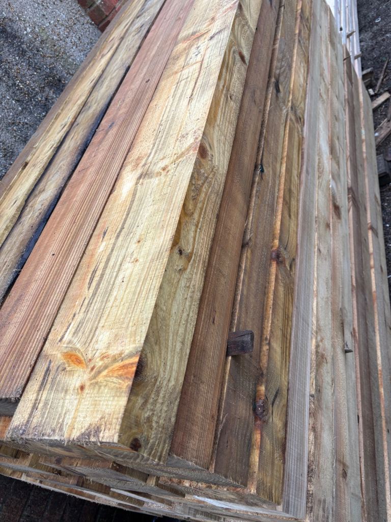 Wooden railway sleepers 2.4m 8x4 £20 free delivery 