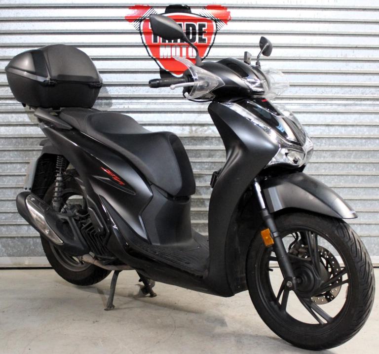 2023 23 HONDA SHi SH 125 Ad2-P ABS BLACK SCOOTER LEARNER LEGAL TRADESALE NEW MOT