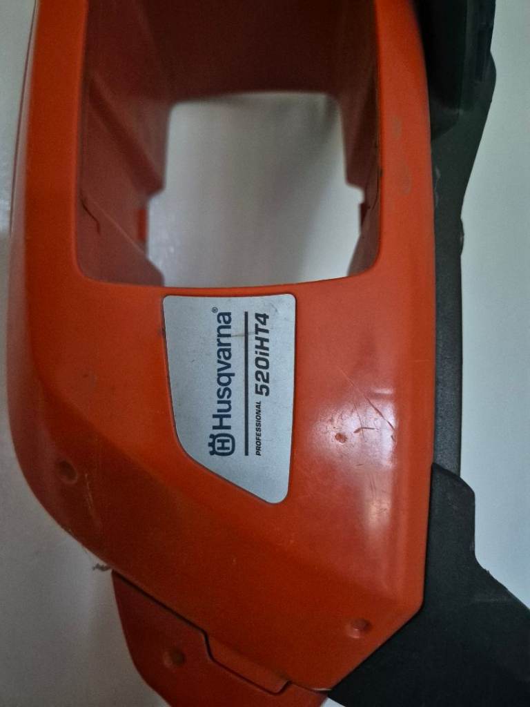 Husqvarna hedge and grass trimmer