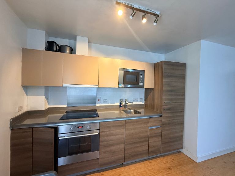 Boulevard Drive, London NW9 5QZ