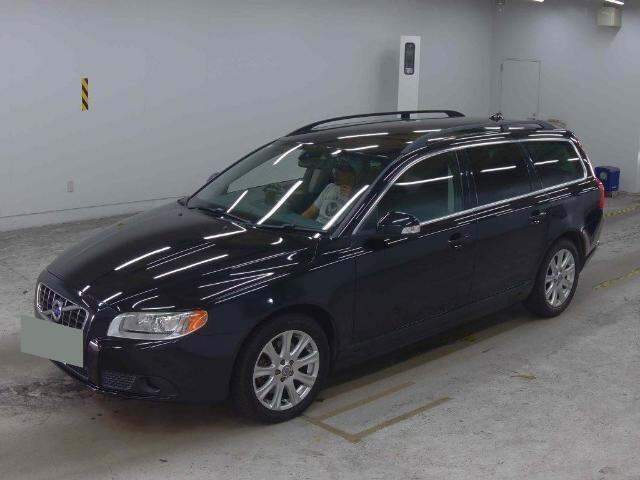  Volvo V70 2.5T SE Turbo Low mileage Ulez Free Petrol Automatic