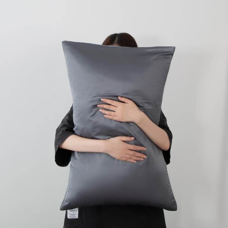 NEW  Satin Pillowcases Lustrous Silky Texture