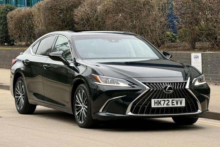 2022 Lexus ES 2.5 300h Premium Edition Saloon 4dr Petrol Hybrid E-CVT Euro 6 (s/s) (218 p SALOON ...