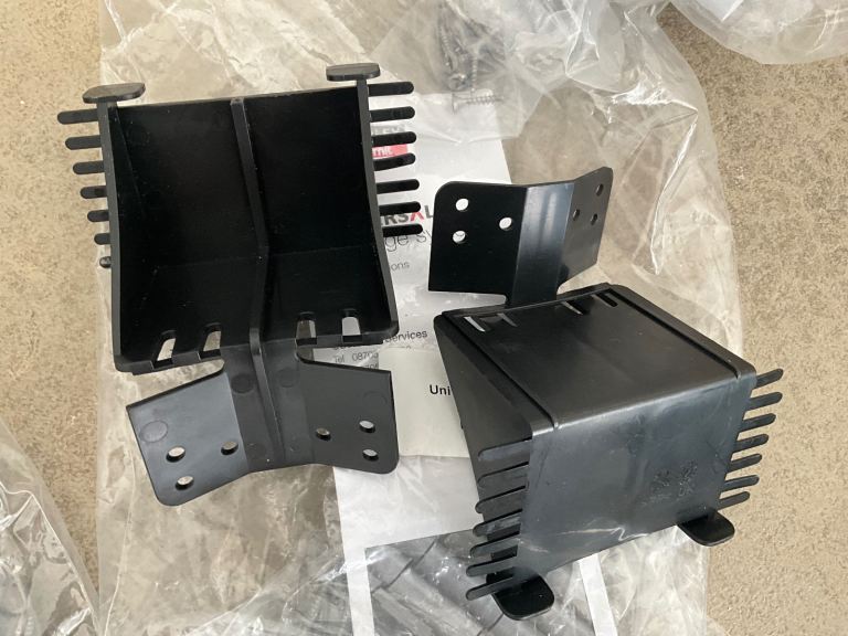 MARLEY UNIVERSAL DRY VERGE UNIT STARTER KIT MA39300 NEW