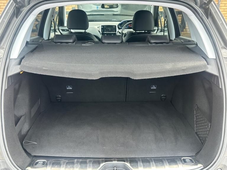 ** F.S.H ** 2017 (67) Peugeot 2008 1.6 BlueHDi Allure 5 dr hatchback ** VALUE **