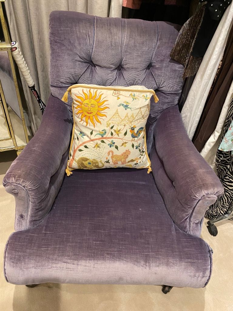 2 gorgeous old blue armchairs