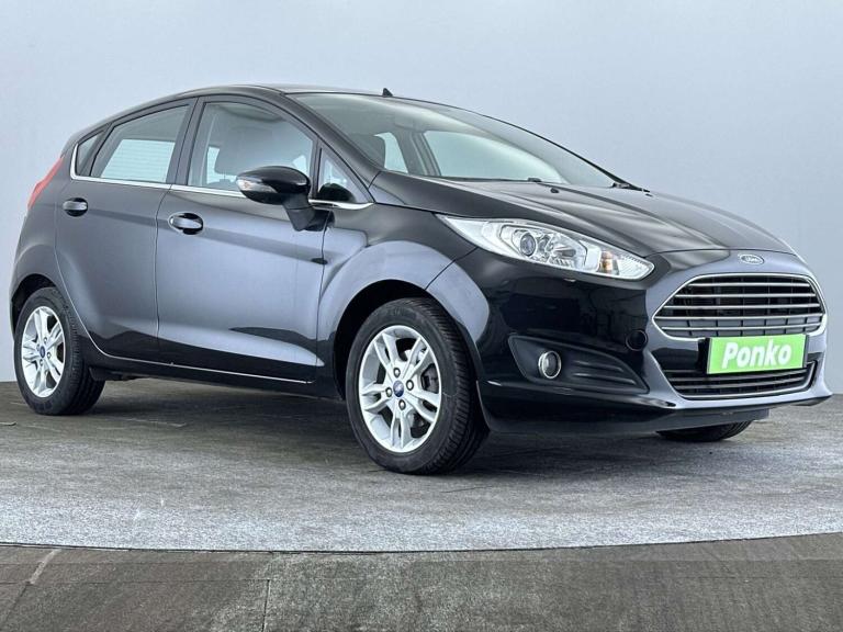 2014 Ford Fiesta 1.6 Fiesta Zetec Auto 5dr Hatchback Petrol Automatic