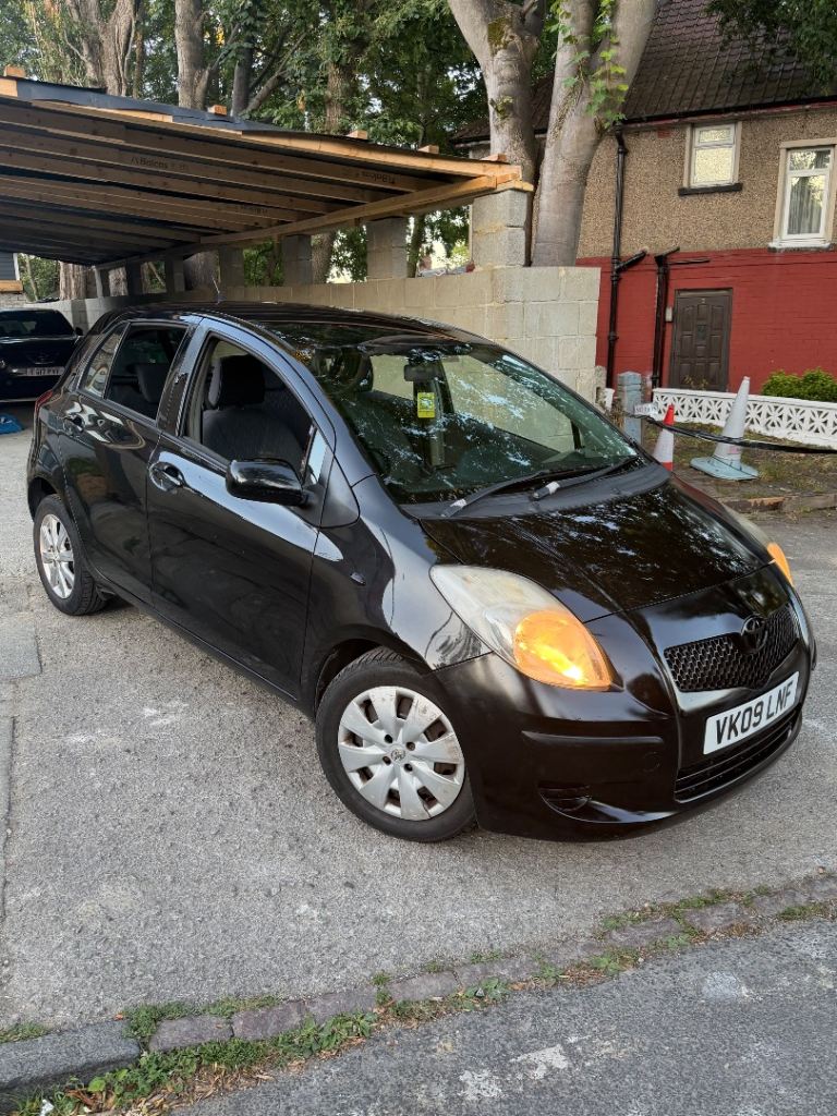 Toyota, YARIS, Hatchback, 2009, Semi-Auto, 1364 (cc), 5 doors