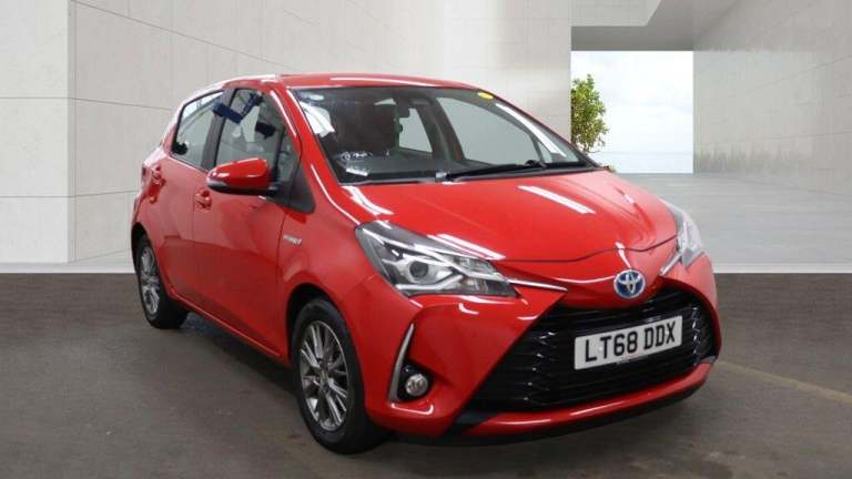  Toyota Yaris 1.5 VVT-h Icon E-CVT Euro 6 (s/s) 5dr Petrol/Electric Hybrid Automatic
