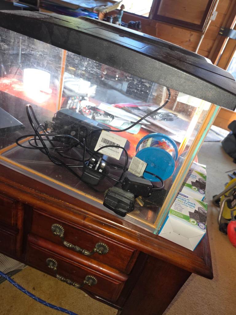 Fish tank setup 15l