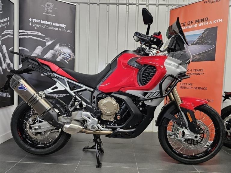 MV Agusta Enduro Veloce,  