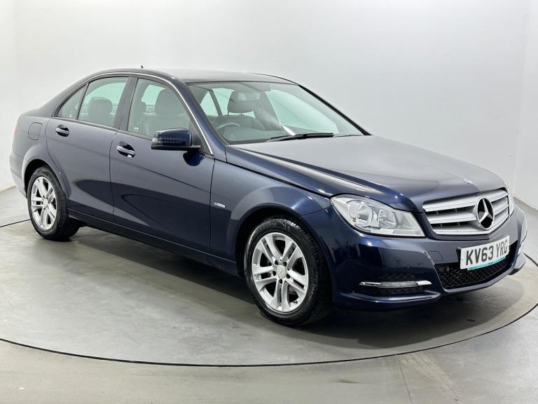 2013 Mercedes-Benz C Class C180 BlueEFFICIENCY Executive SE 4dr Auto SALOON PETROL Automatic