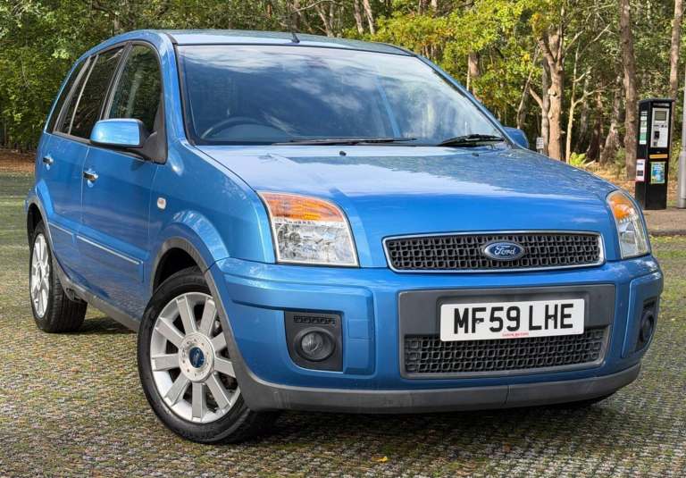 2009 Ford Fusion 1.6 Titanium 5dr Auto HATCHBACK PETROL Automatic