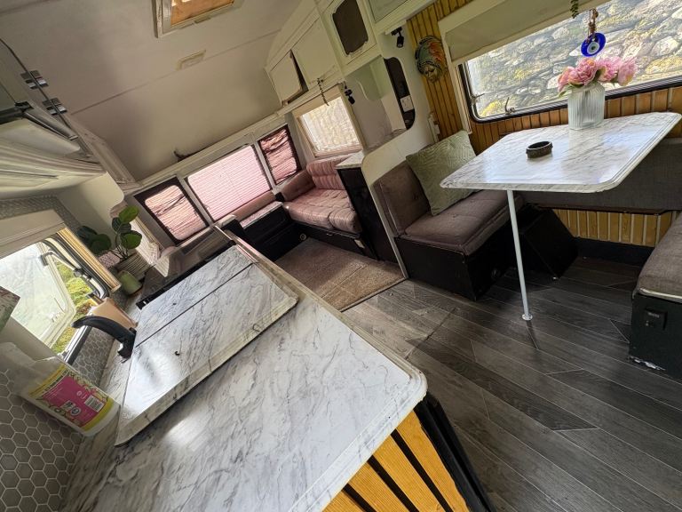 Avondale caravan 4 berth