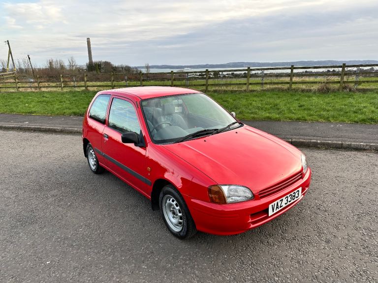 Toyota, STARLET, Hatchback, 1998, Manual, 1332 (cc), 3 doors