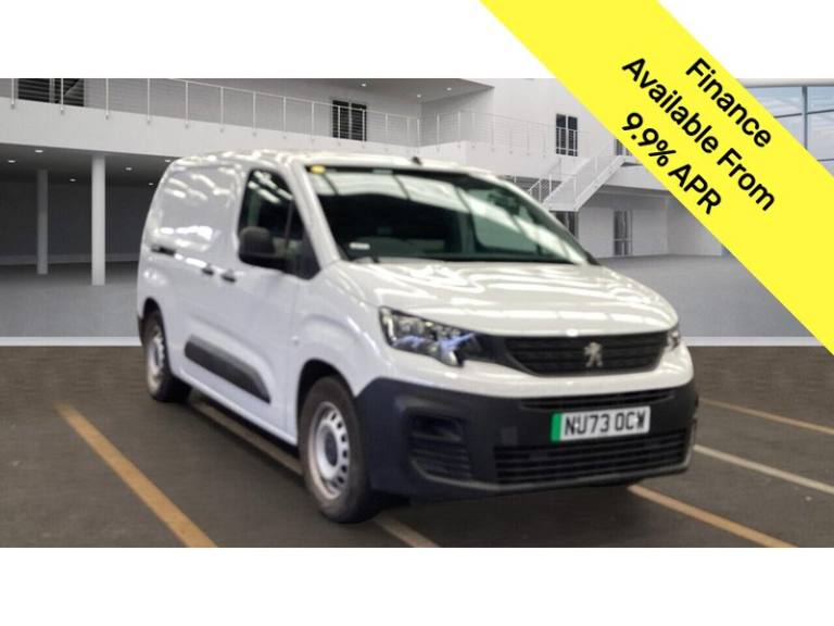  Peugeot e-Partner 800 Professional Premium Panel Van Electric Automatic