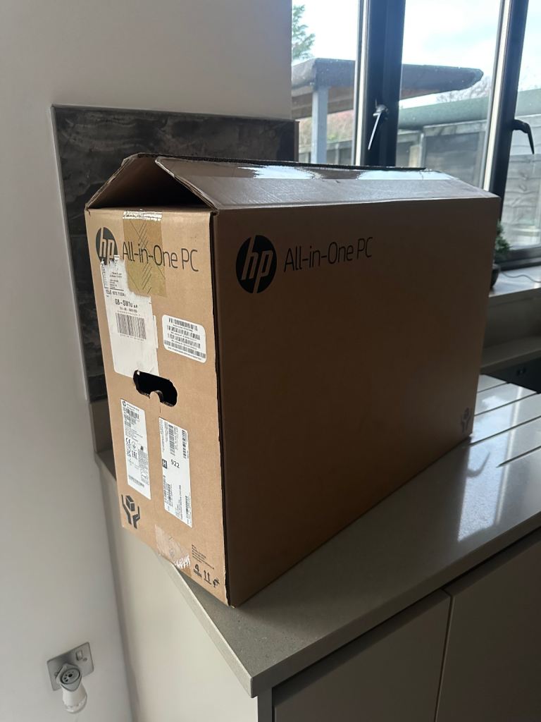 Brand New HP 440 G6 24 UMO AIO PC intel Core i7 10TH GEN 16GB RAM 512GB SSD WIN 11