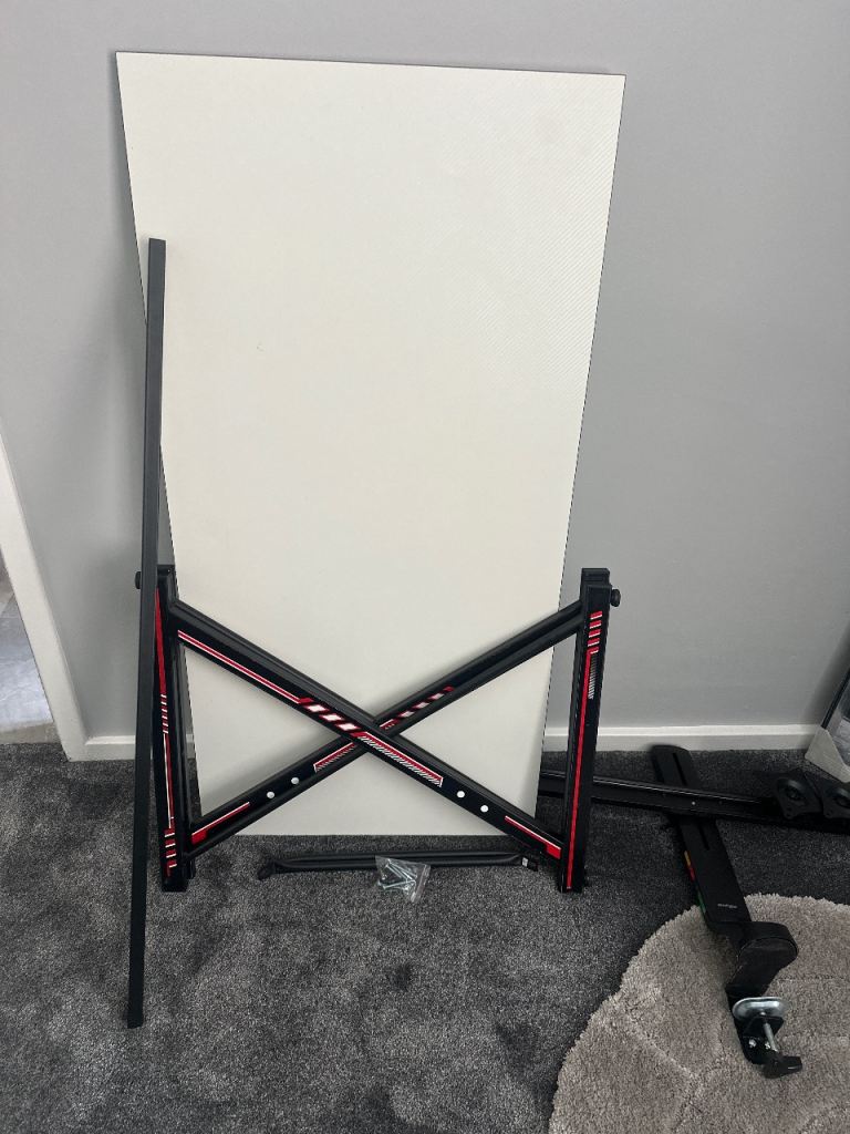 X/rated Gaming desk new
