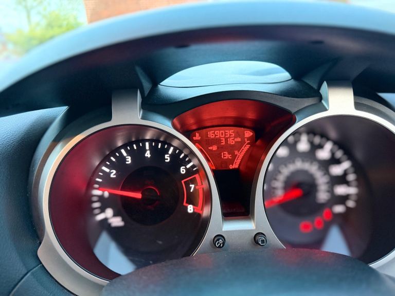 Nissan, JUKE, Hatchback, 2010, Manual, 1598 (cc), 5 doors