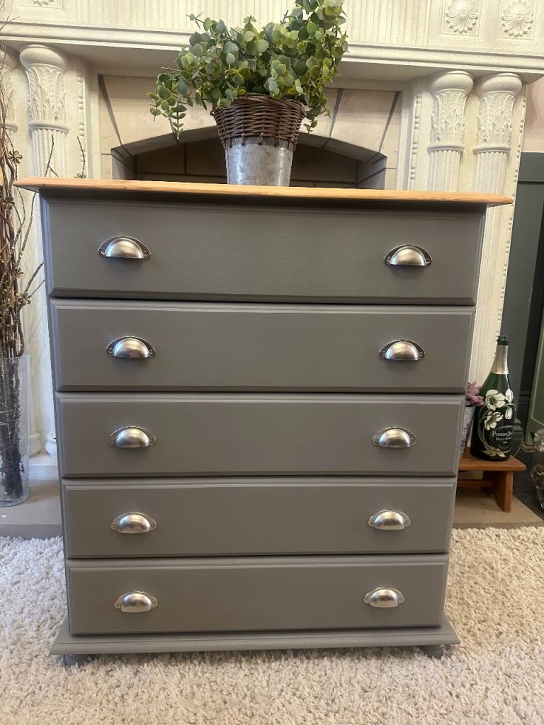 💙 Perfect large solid pine chest of drawers