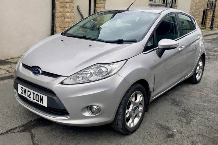 Ford, FIESTA, Hatchback, 2012, Manual, 1242 (cc), 5 doors