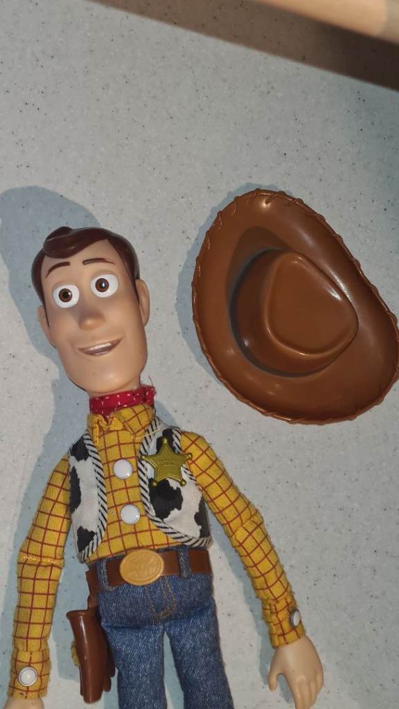 Toy Story Woody with hat and working pullstring/ audio in very good condition 