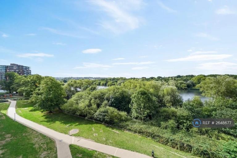 2 bedroom flat in Dunnock House, London, NW9 (2 bed) (#2648677)