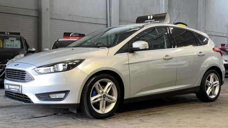 FORD FOCUS 1.5 TDCi Zetec Diesel Silver 5dr LOW TAX+SATNAV+10 STAMPS 2016