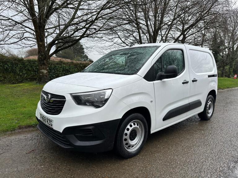 2019 VAUXHALL COMBO CARGO 2300 L1 1.6 TURBO D 100BHP SWB VAN - NOW SOLD!!