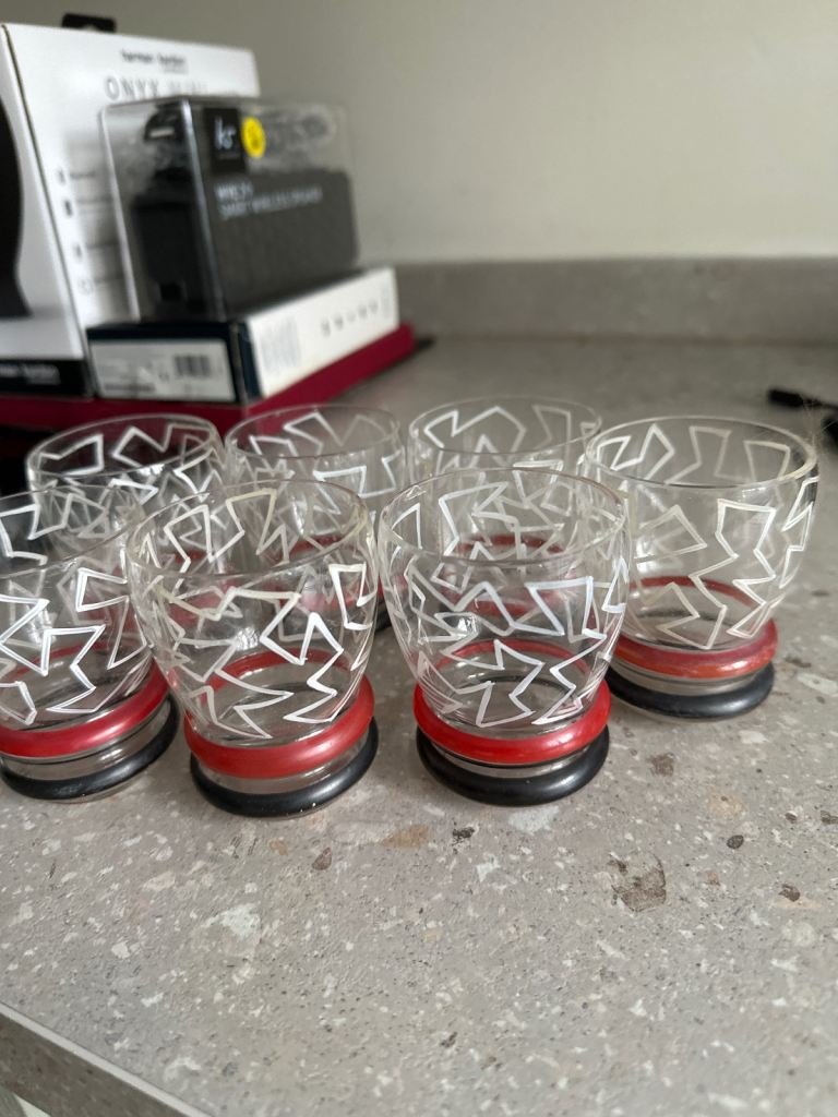 Art Deco glasses x 6
